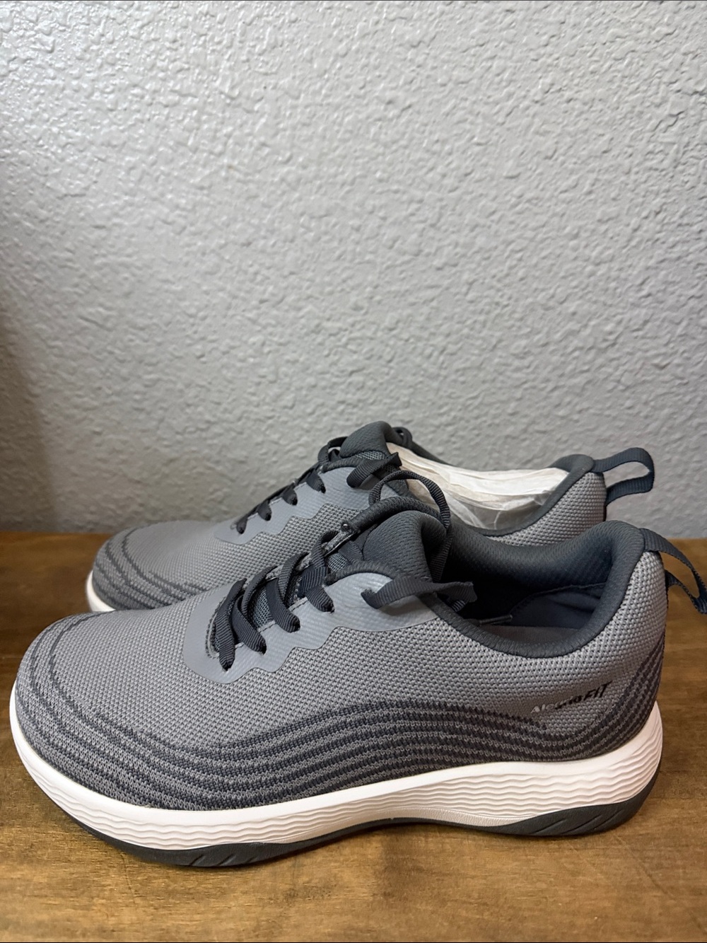 Algeria women’s Gray Lightweight Athletic Sneakers size 38 8.5